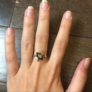 Vintage Onyx 10K Gold Ring